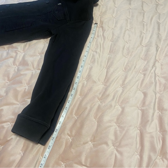 Levi’s Strauss & CO Black Denim Jean Jacket built in hoodie woman’s size Medium - Picture 6 of 7